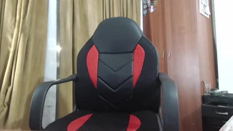 Snapshot of mrcock_col chatting on January 2025 12:28:01 AM mrcock_col online show from January 2025 12:28:01 AM