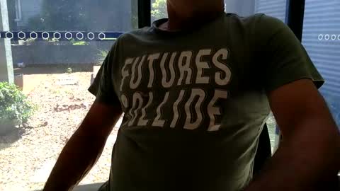 Snapshot of mrcoooooh chatting on April 2026 12:33:01 AM mrcoooooh online show from April 2026 12:33:01 AM