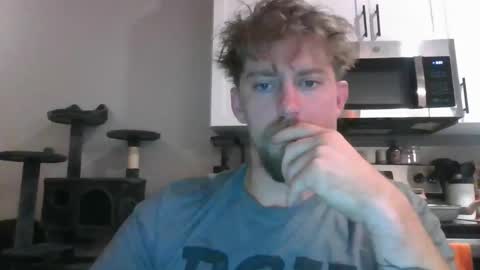 Snapshot of mrcumfixit chatting on October 2025 10:32:02 PM mrcumfixit online show from October 2025 10:32:02 PM