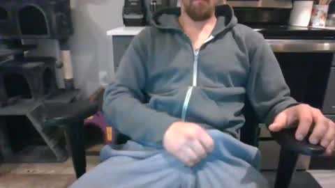 Snapshot of mrcumfixit chatting on December 2025 06:14:03 PM mrcumfixit online show from December 2025 06:14:03 PM