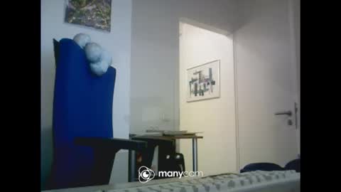 MrJohnsen1975 online show from February 2026 06:02:01 PM