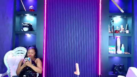 Snapshot of mrebonybdsm chatting on June 2026 01:04:02 PM mrebonybdsm online show from June 2026 01:04:02 PM