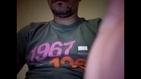 Snapshot of mreumesmo chatting on December 2024 05:21:01 AM Mrme online show from December 2024 05:21:01 AM