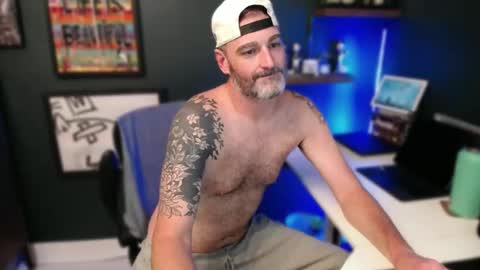 mrexhibits online show from October 2025 02:20:01 AM