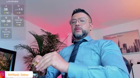 Snapshot of mrfrank_tattoo chatting on December 2024 11:33:01 AM MrFrank. online show from December 2024 11:33:01 AM
