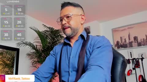 Snapshot of mrfrank_tattoo chatting on December 2024 02:48:02 PM MrFrank. online show from December 2024 02:48:02 PM
