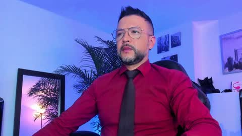 Snapshot of mrfrank_tattoo chatting on December 2024 11:54:02 AM MrFrank. online show from December 2024 11:54:02 AM