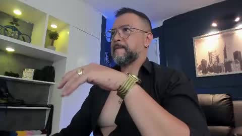 MrFrank. online show from June 2026 02:09:01 PM
