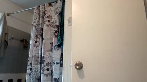 Snapshot of mrgoodbarr23 chatting on December 2025 08:26:01 PM FRESH MEAT TELL ME WHAT YOU WANNA SEE online show from December 2025 08:26:01 PM