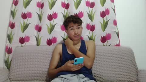 Snapshot of mrheartthief chatting on July 2026 02:21:01 PM mrheartthief online show from July 2026 02:21:01 PM