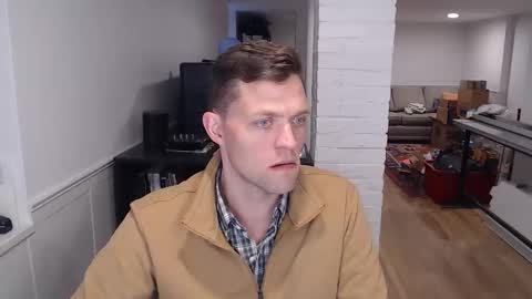 Snapshot of mrkenridge chatting on November 2025 02:05:01 PM mrkenridge online show from November 2025 02:05:01 PM