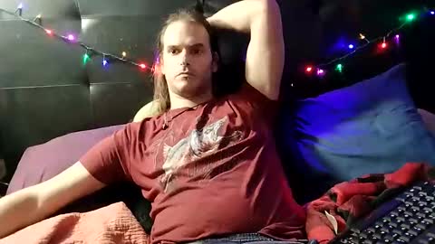 Snapshot of mrkinksized chatting on December 2024 10:17:02 AM MrKinkSized online show from December 2024 10:17:02 AM