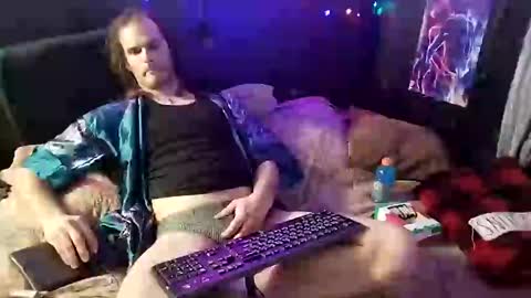 Snapshot of mrkinksized chatting on January 2025 02:32:02 PM MrKinkSized online show from January 2025 02:32:02 PM