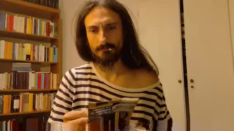Snapshot of mrkurt86 chatting on December 2024 05:33:02 PM mrkurt86 online show from December 2024 05:33:02 PM