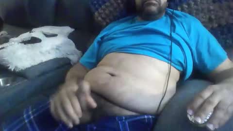 Snapshot of mrlove198 chatting on February 2026 06:02:01 AM mrlove198 online show from February 2026 06:02:01 AM