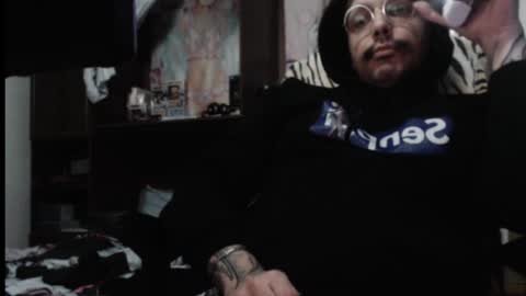 Snapshot of mrn0ice chatting on March 2025 04:17:02 AM MR NO ICE online show from March 2025 04:17:02 AM