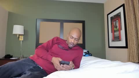 mromg007 online show from December 2025 03:55:01 AM