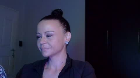 Snapshot of mrs_bunny_swing chatting on July 2026 08:09:02 AM mrs_bunny_swing online show from July 2026 08:09:02 AM
