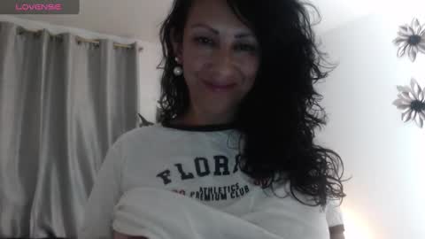 Snapshot of mrs_deborah chatting on January 2025 01:56:01 AM mrs_deborah online show from January 2025 01:56:01 AM