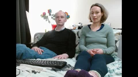 Snapshot of mrs_velvet_vixen_and_mr_stud chatting on February 2025 11:42:02 AM Mrs Velvet Vixen online show from February 2025 11:42:02 AM