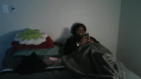 Snapshot of mrsblacknmrwhite chatting on January 2025 05:48:01 AM mrsblacknmrwhite online show from January 2025 05:48:01 AM