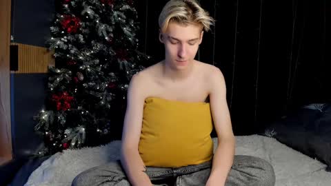 Adam online show from December 2024 07:37:02 AM