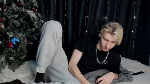 Adam online show from February 2025 11:08:02 AM