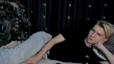 Adam online show from February 2025 10:25:02 AM