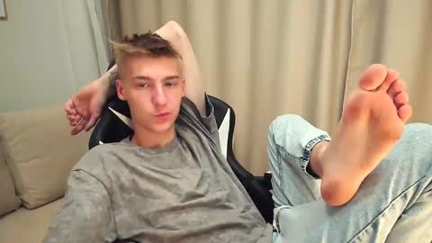 Adam online show from September 2025 11:54:01 AM