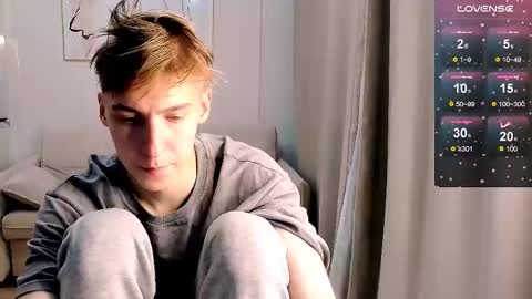 Adam online show from November 2025 11:07:02 PM