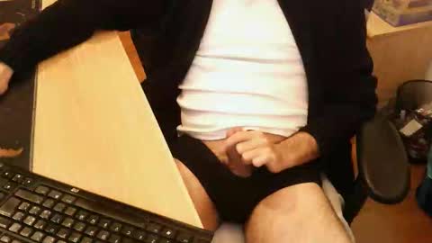 Snapshot of mrshadow903 chatting on February 2026 10:15:01 PM mrshadow903 online show from February 2026 10:15:01 PM