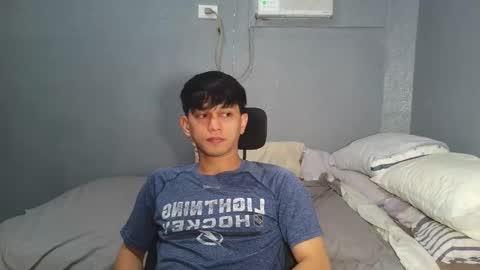 Snapshot of mrshawn95 chatting on October 2025 08:28:01 PM shawn online show from October 2025 08:28:01 PM