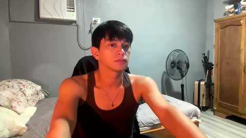 Snapshot of mrshawn95 chatting on April 2026 06:38:01 PM shawn online show from April 2026 06:38:01 PM