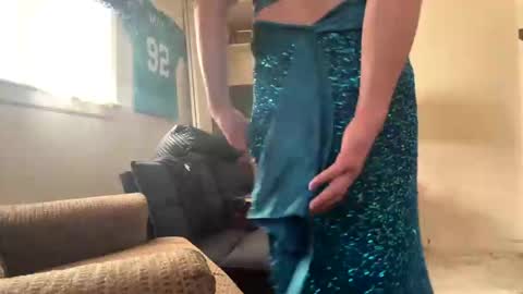 Snapshot of mrsissy812575 chatting on December 2024 05:18:02 PM mrsissy812575 online show from December 2024 05:18:02 PM