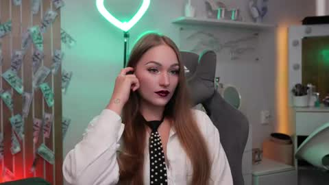 YOUR OWNER online show from April 2026 02:00:02 PM