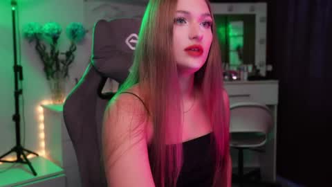 YOUR OWNER online show from May 2026 05:43:01 PM