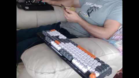 mrstraightdic online show from November 2025 11:10:01 AM