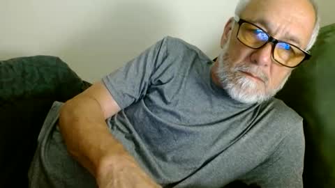 Snapshot of mrtease5 chatting on June 2026 03:29:02 AM mrtease5 online show from June 2026 03:29:02 AM