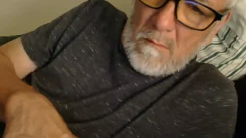 Snapshot of mrtease5 chatting on June 2026 04:12:01 AM mrtease5 online show from June 2026 04:12:01 AM