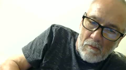 Snapshot of mrtease5 chatting on July 2026 04:15:01 AM mrtease5 online show from July 2026 04:15:01 AM