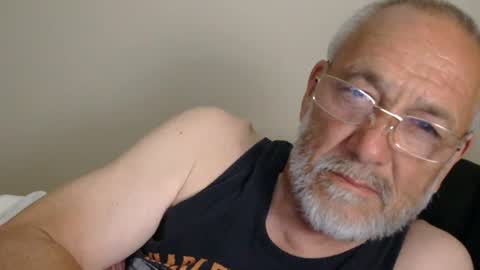 Snapshot of mrtease5 chatting on July 2026 03:34:01 AM mrtease5 online show from July 2026 03:34:01 AM