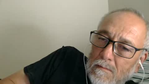 Snapshot of mrtease5 chatting on July 2026 04:19:02 AM mrtease5 online show from July 2026 04:19:02 AM