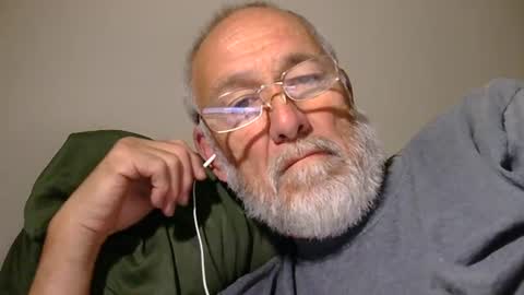 Snapshot of mrtease5 chatting on August 2026 09:57:01 PM mrtease5 online show from August 2026 09:57:01 PM