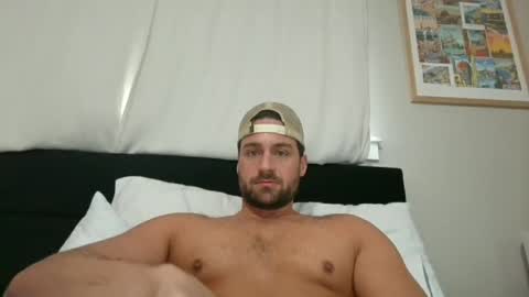 mrthickly818 online show from March 2026 02:44:01 PM