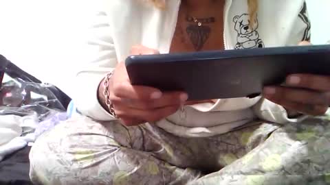 ms2wet4u1000 online show from October 2025 03:02:01 PM