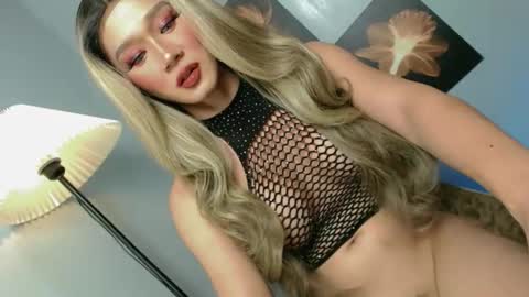chloe online show from June 2026 10:10:02 PM