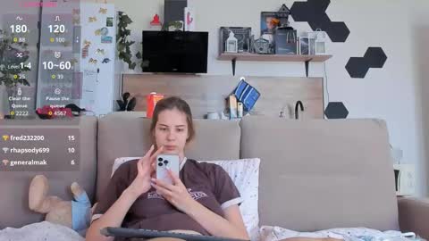 Ms ForYOU online show from October 2025 04:49:02 AM