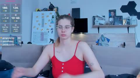 Snapshot of ms_foryou chatting on May 2026 04:17:02 AM Ms ForYOU online show from May 2026 04:17:02 AM
