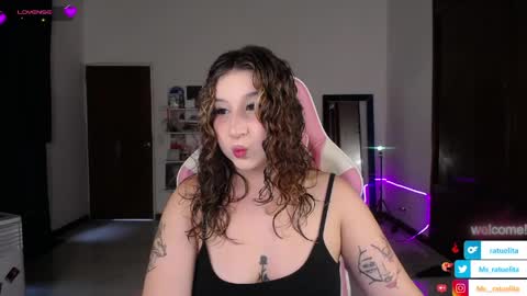 Manuela3 online show from June 2026 06:33:02 PM