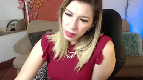 Snapshot of ms_sofiax chatting on December 2024 08:12:02 PM Sofia online show from December 2024 08:12:02 PM